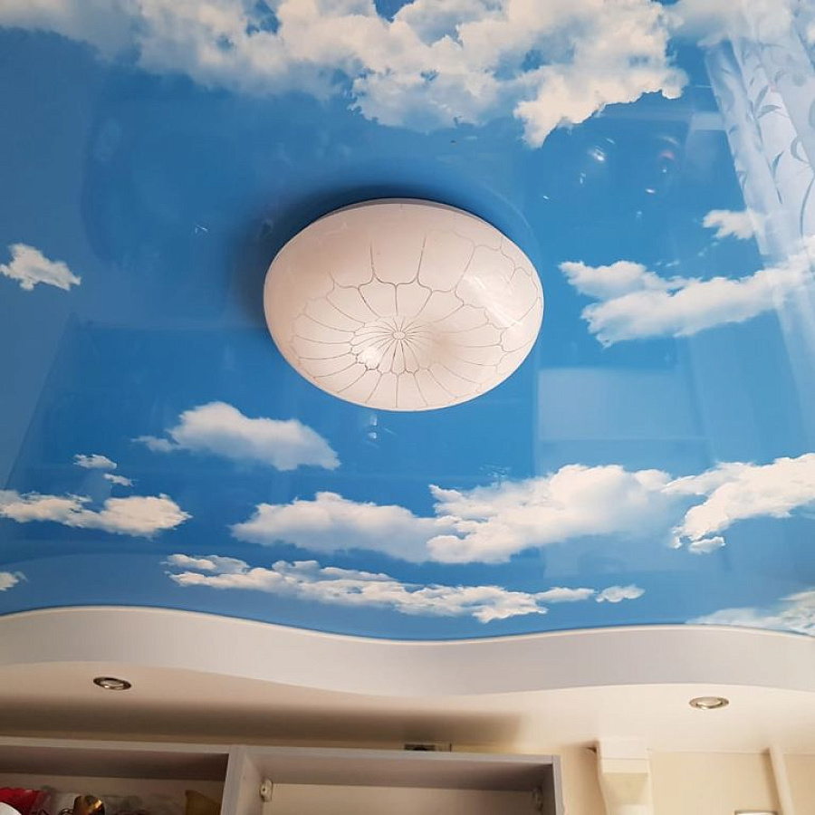 Натяжной потолок небо фото с облаками